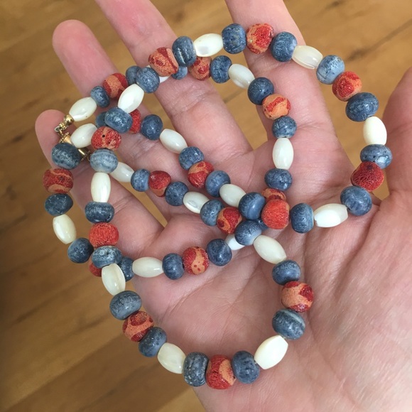 Navajo blue coral, red sponge & MOP necklace - Picture 7 of 8